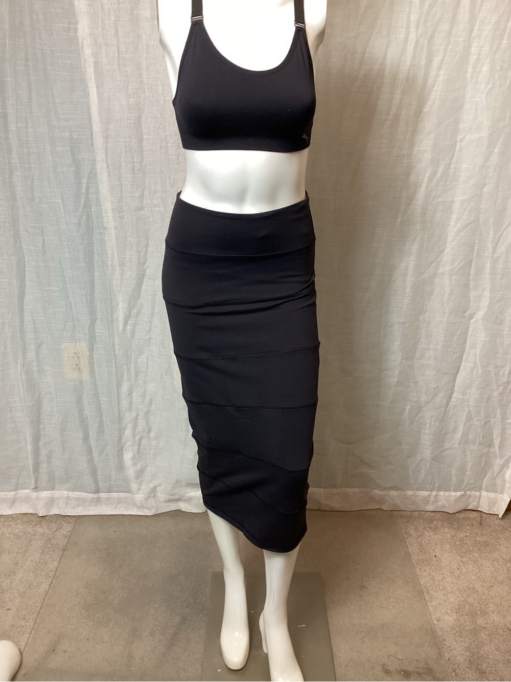 Lululemon Yoga Over Skirt; Size: S?